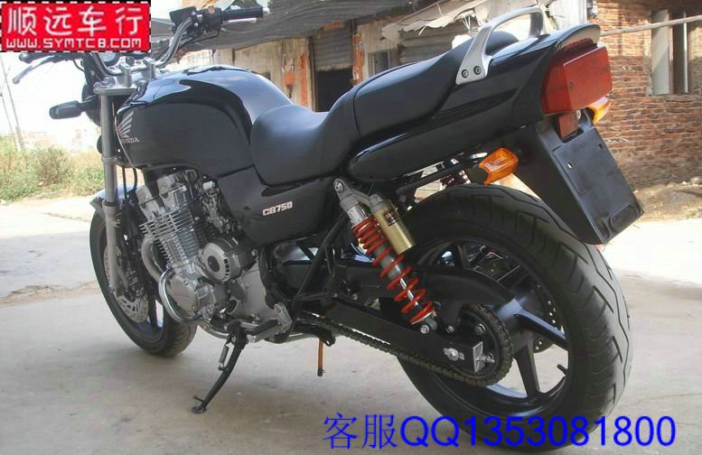 销售本田CB750摩托车